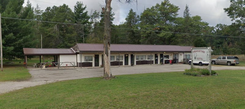 Dreamcatcher Motel - From Web Listing (newer photo)
